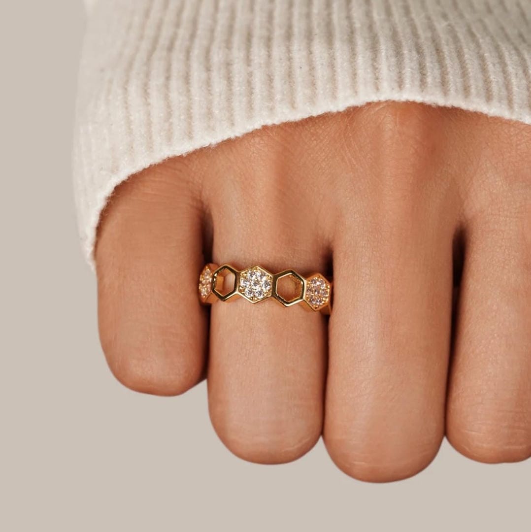 Anillo ajustable Destello de panal — Carmen, Lucía & Rocío