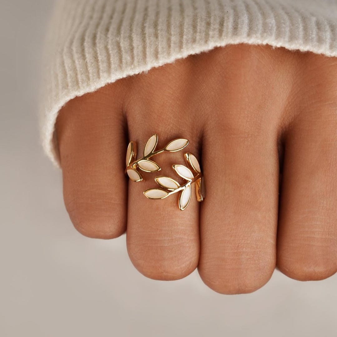 Anillo ajustable Serene dorado – imagen 2