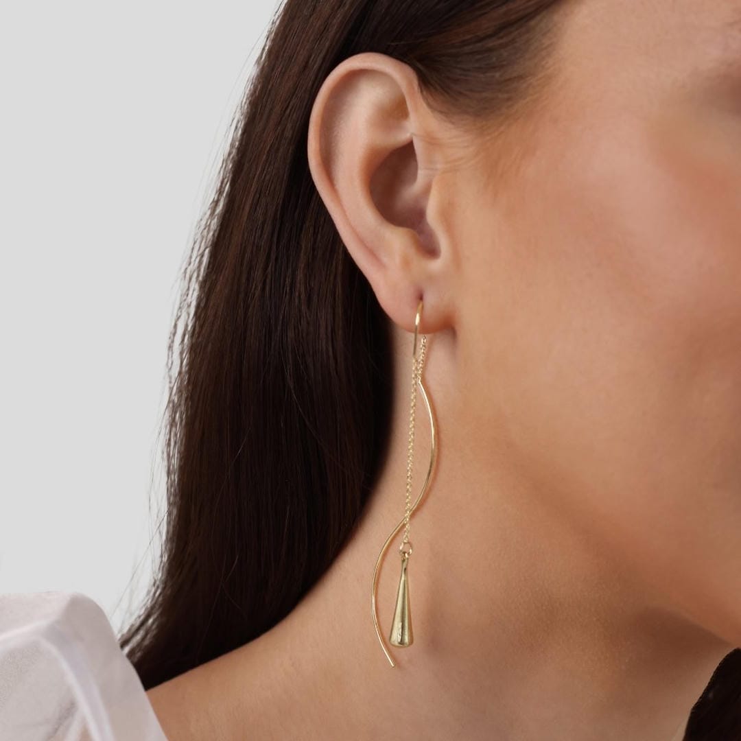 Pendientes dorados de borla en forma de gota – imagen 4