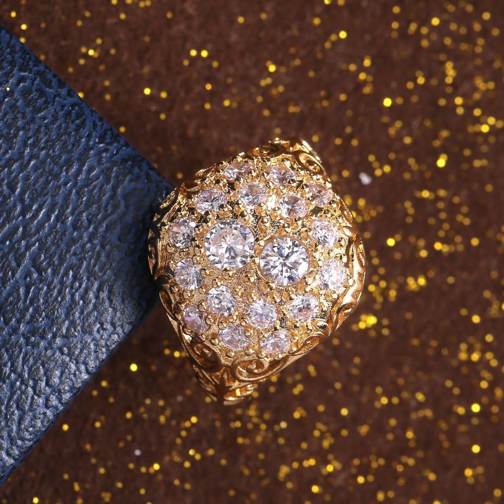 Anillo vintage de oro con diamantes redondos – imagen 3