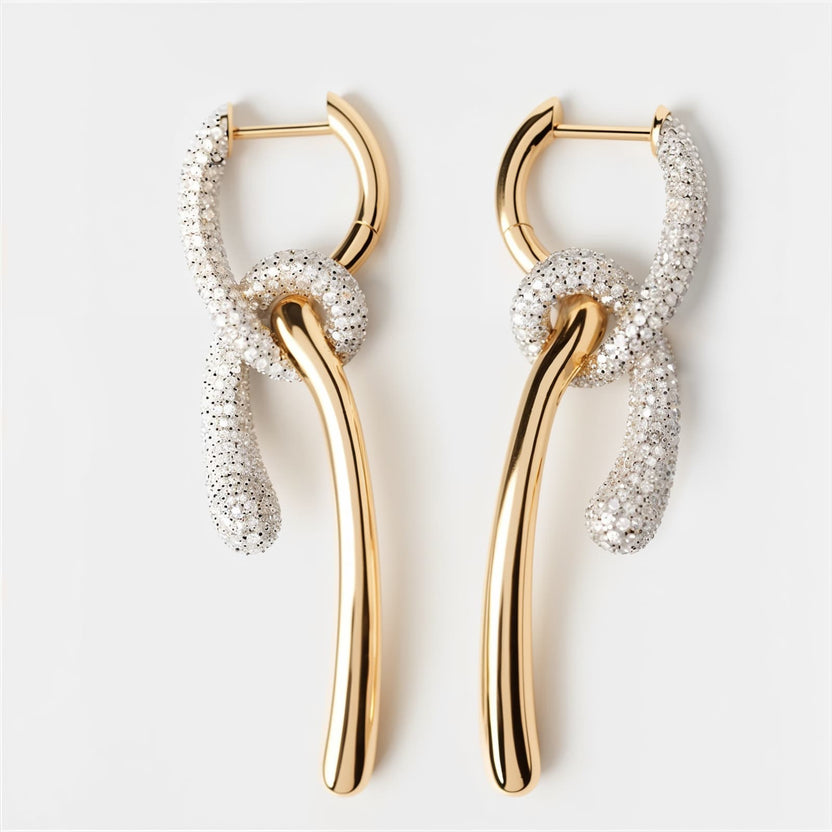 Pendientes halo de Helena con circonitas anudadas
