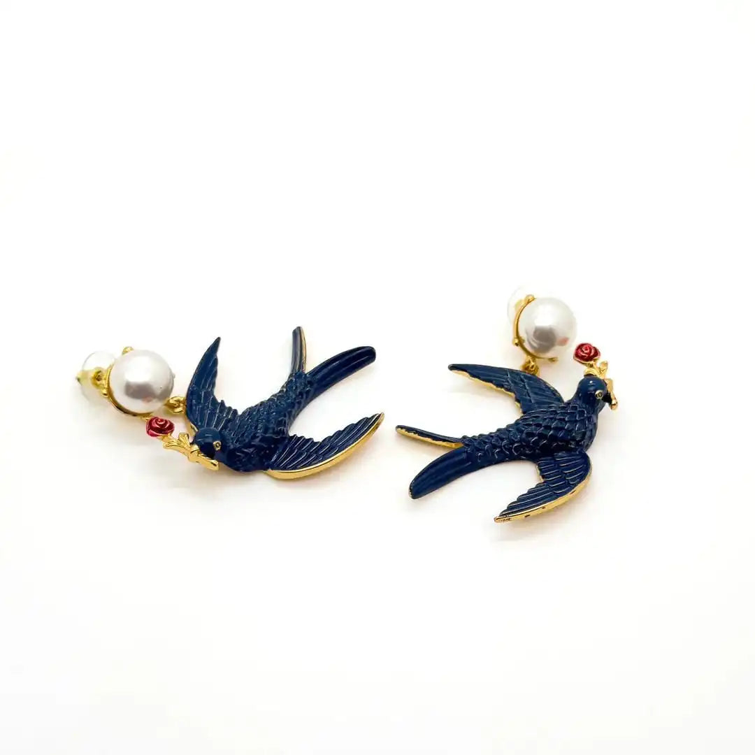 Set de charms clásicos de golondrina con perlas – imagen 4