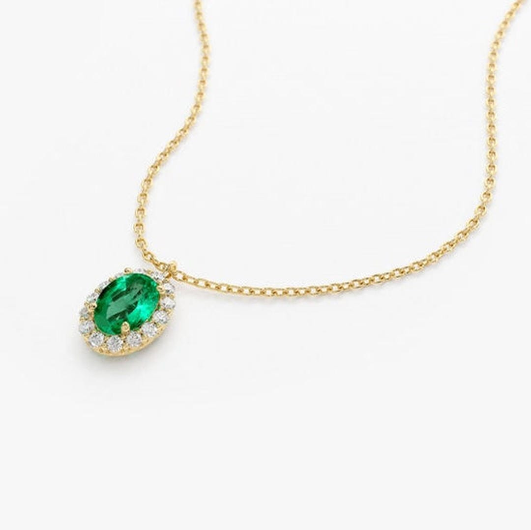 Collar vintage petite con halo de esmeralda – imagen 2