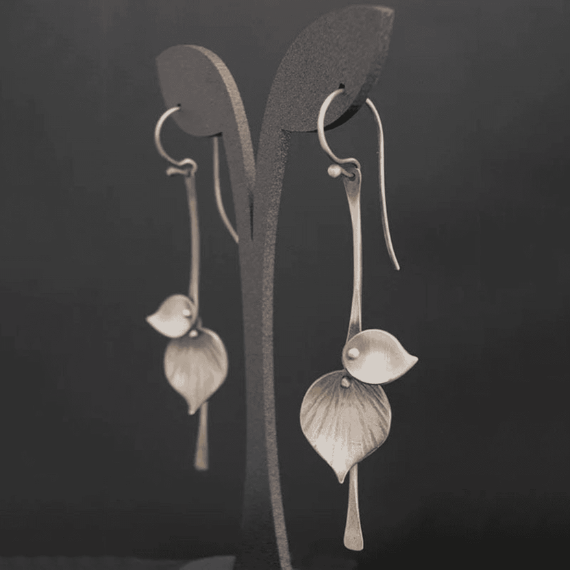 Pendientes vintage de hoja plateada