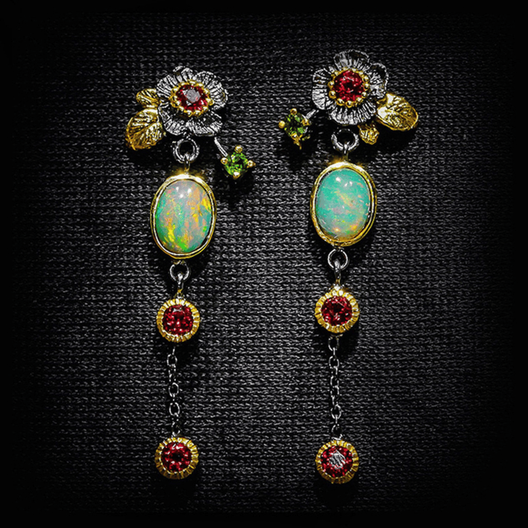 Pendientes boho con ópalo y circonita roja