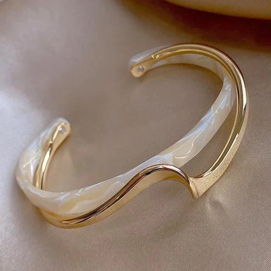 Pulsera dorada Serenidad de ópalo