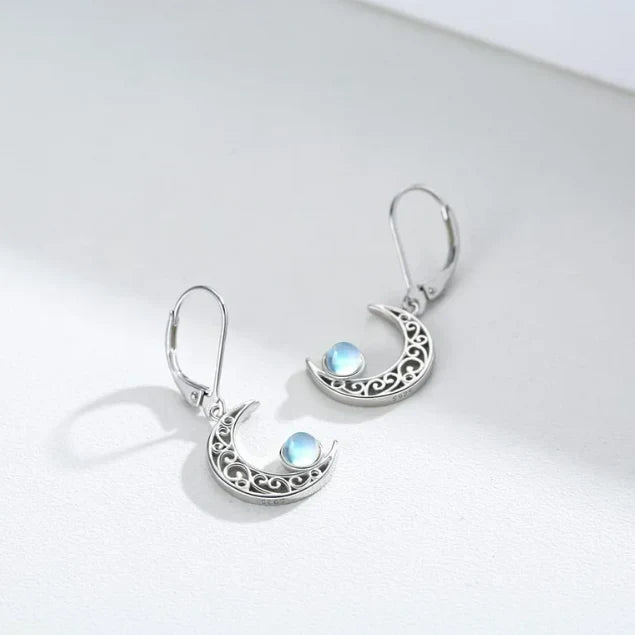 Pendientes celestiales de plata con piedra de luna en forma de media luna – imagen 2