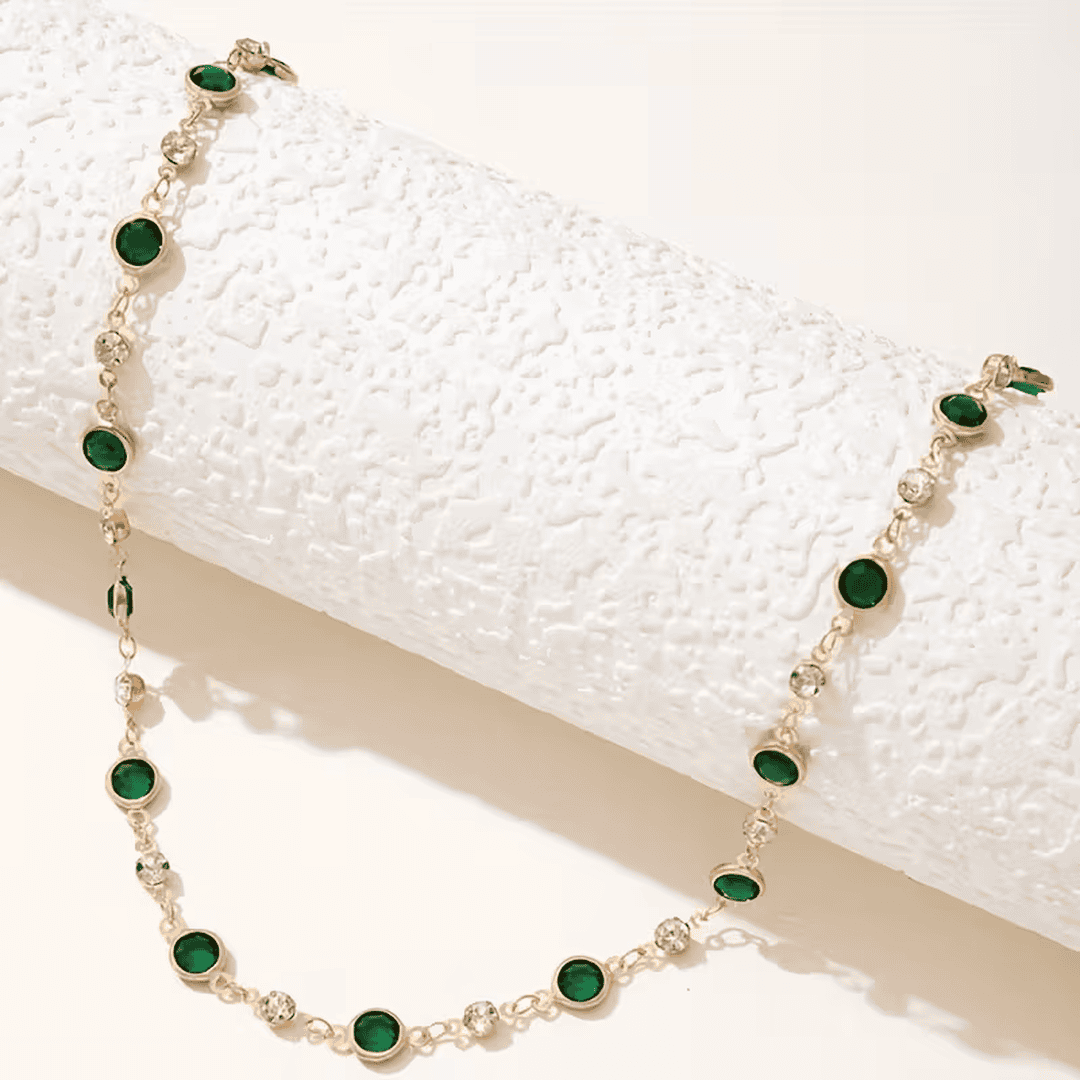 Collar esmeralda verde estilo estación