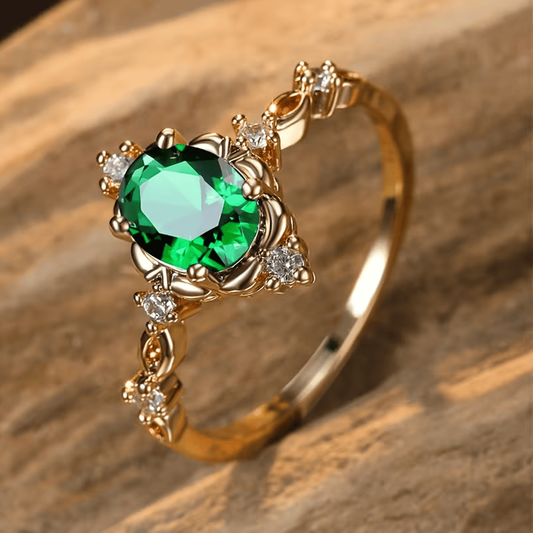 Anillo Pétalo Encantado con gema