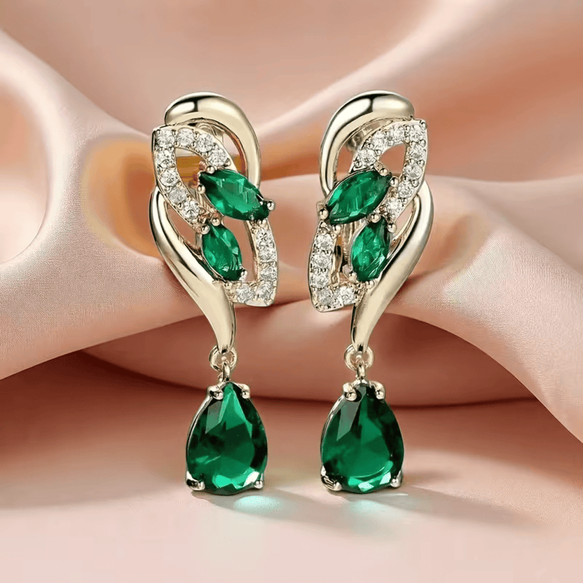 Pendientes llama de terciopelo con esmeralda