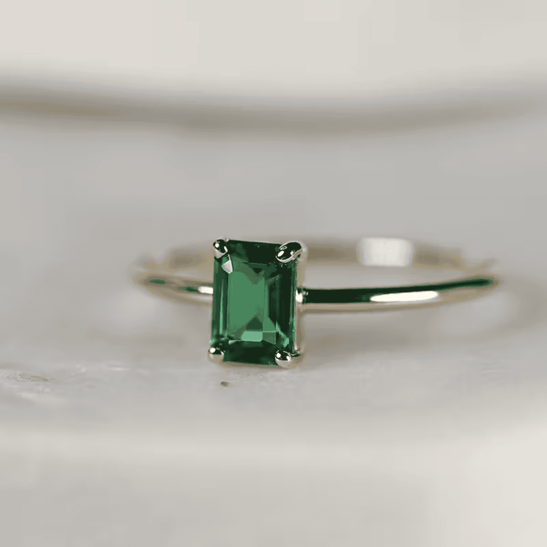 Anillo Musa elegante con esmeralda – imagen 3