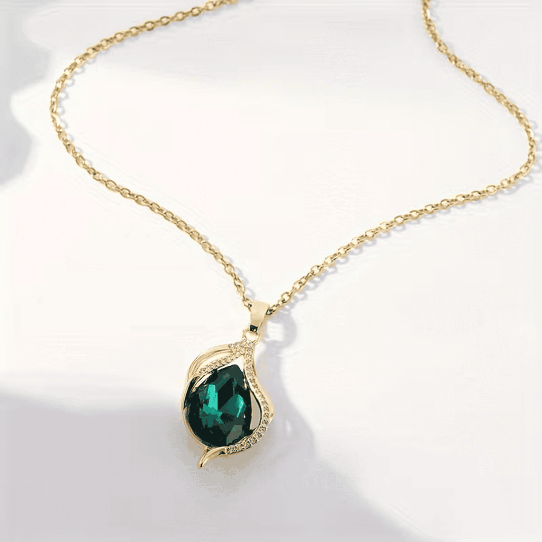 Collar colgante de ola esmeralda