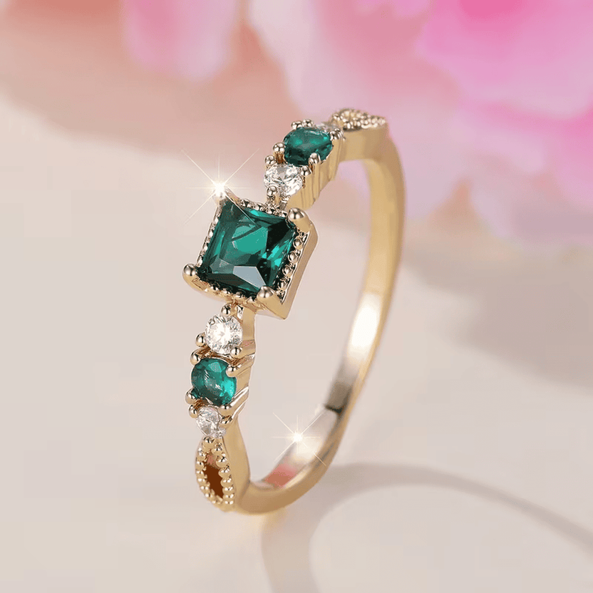 Anillo de trío esmeralda Evergreen Royale