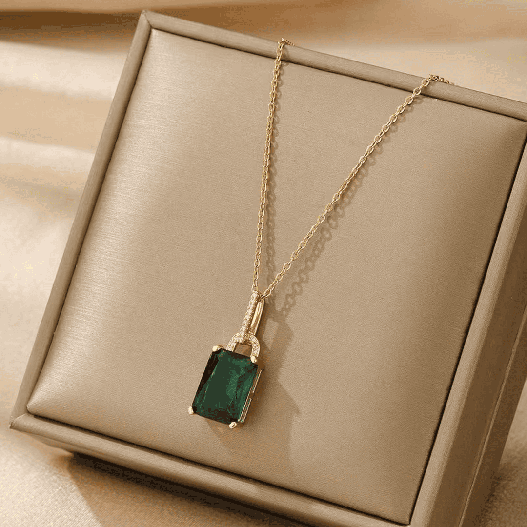 Collar de lujo con piedra esmeralda – imagen 2