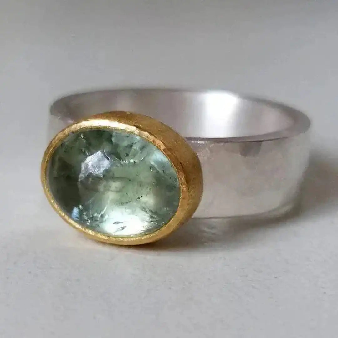 Anillo vintage de piedra redonda verde – imagen 2