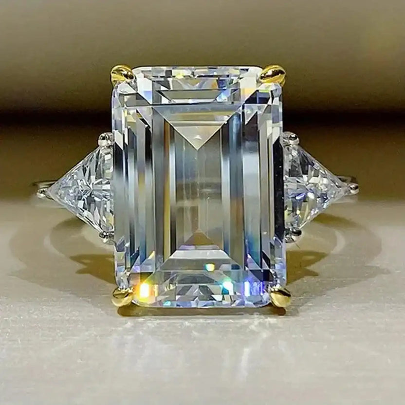 Anillo antiguo de cristal cuadrado