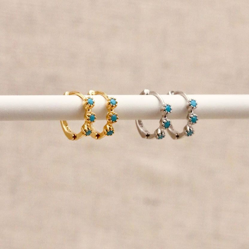 Mini pendientes aro turquesa en dorado o plateado