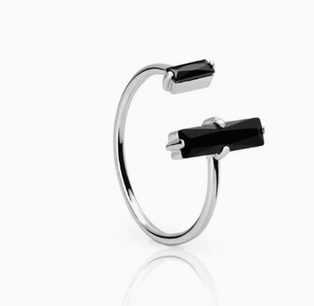 Anillo de compromiso con piedra lunar natural