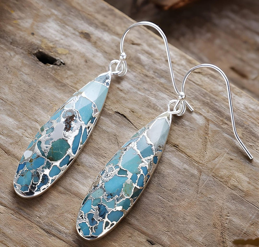 Elegantes pendientes de jaspe turquesa en forma de gota