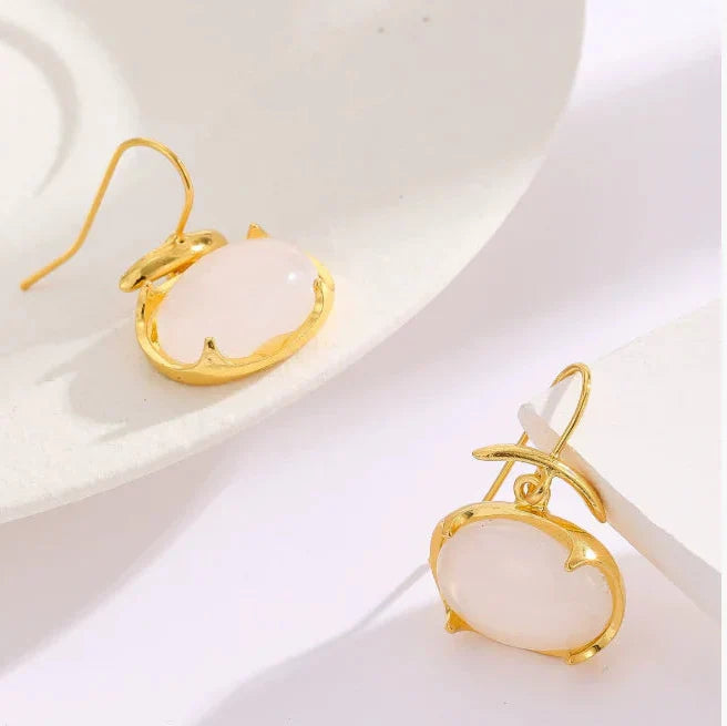 Pendientes elegantes de piedra lunar ovalada