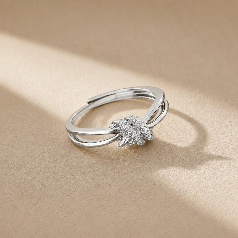 Anillo de circonita dorado brillante – imagen 2