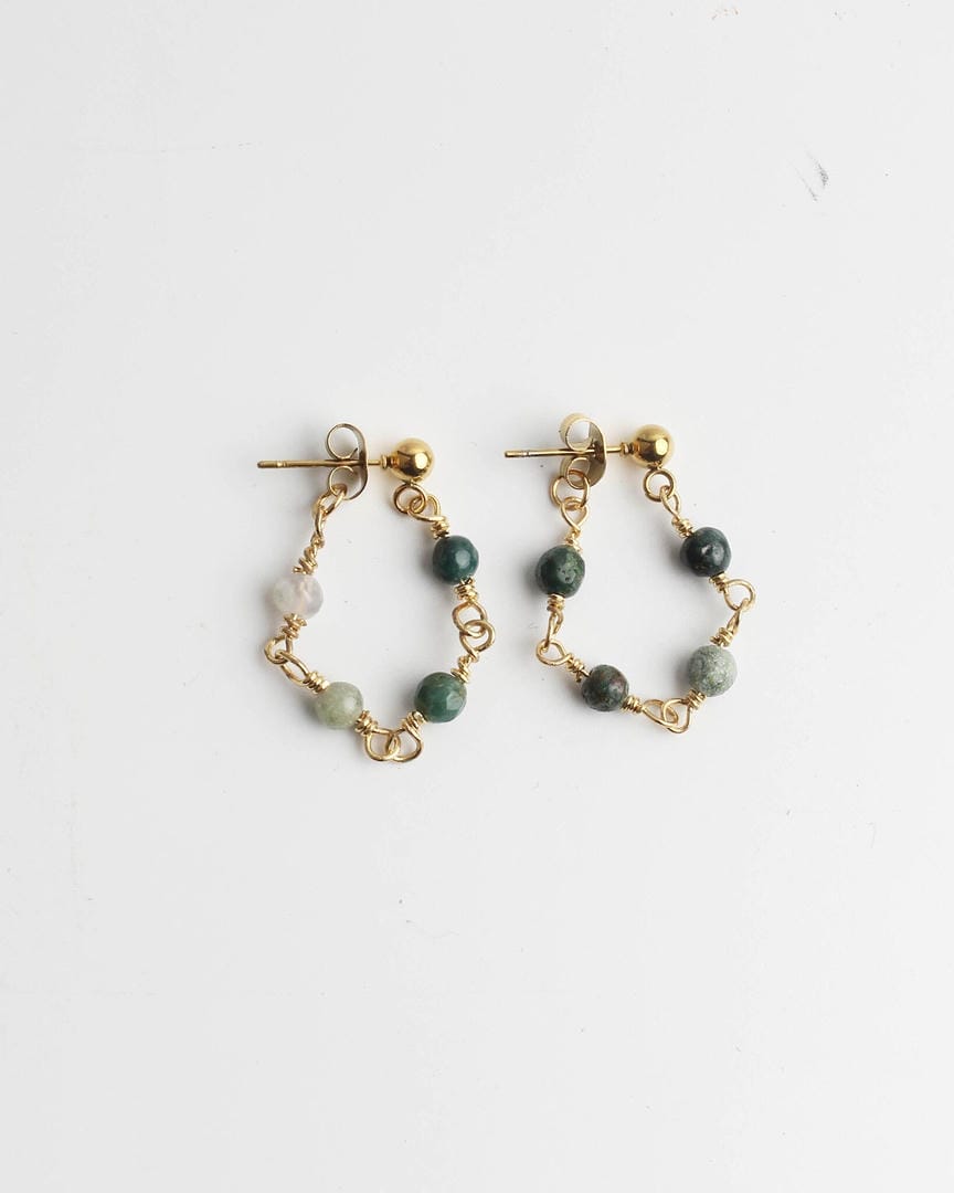 Pendientes estilizados de piedras múltiples Carmen, Lucía & Rocío – imagen 2
