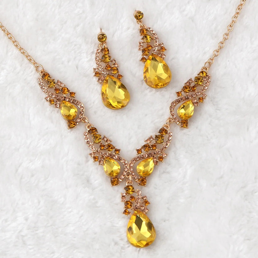 Set lujoso amarillo en forma de lágrima