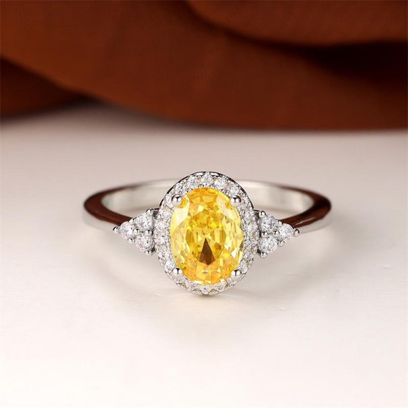 Anillo halo amarillo sofisticado