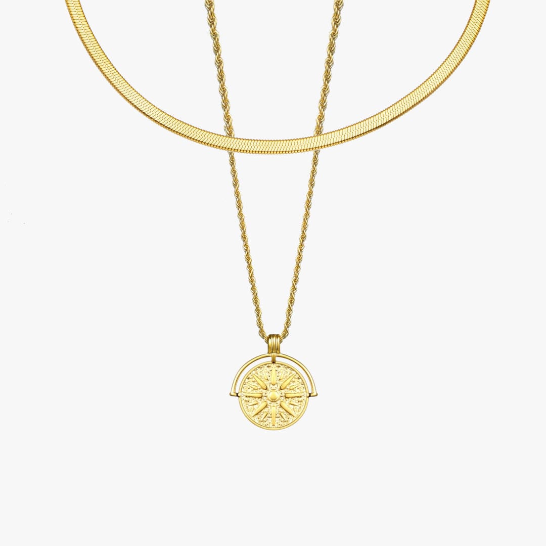 Set de collares en capas Resplandor dorado – imagen 2