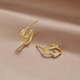 Pendientes dorados de cristal