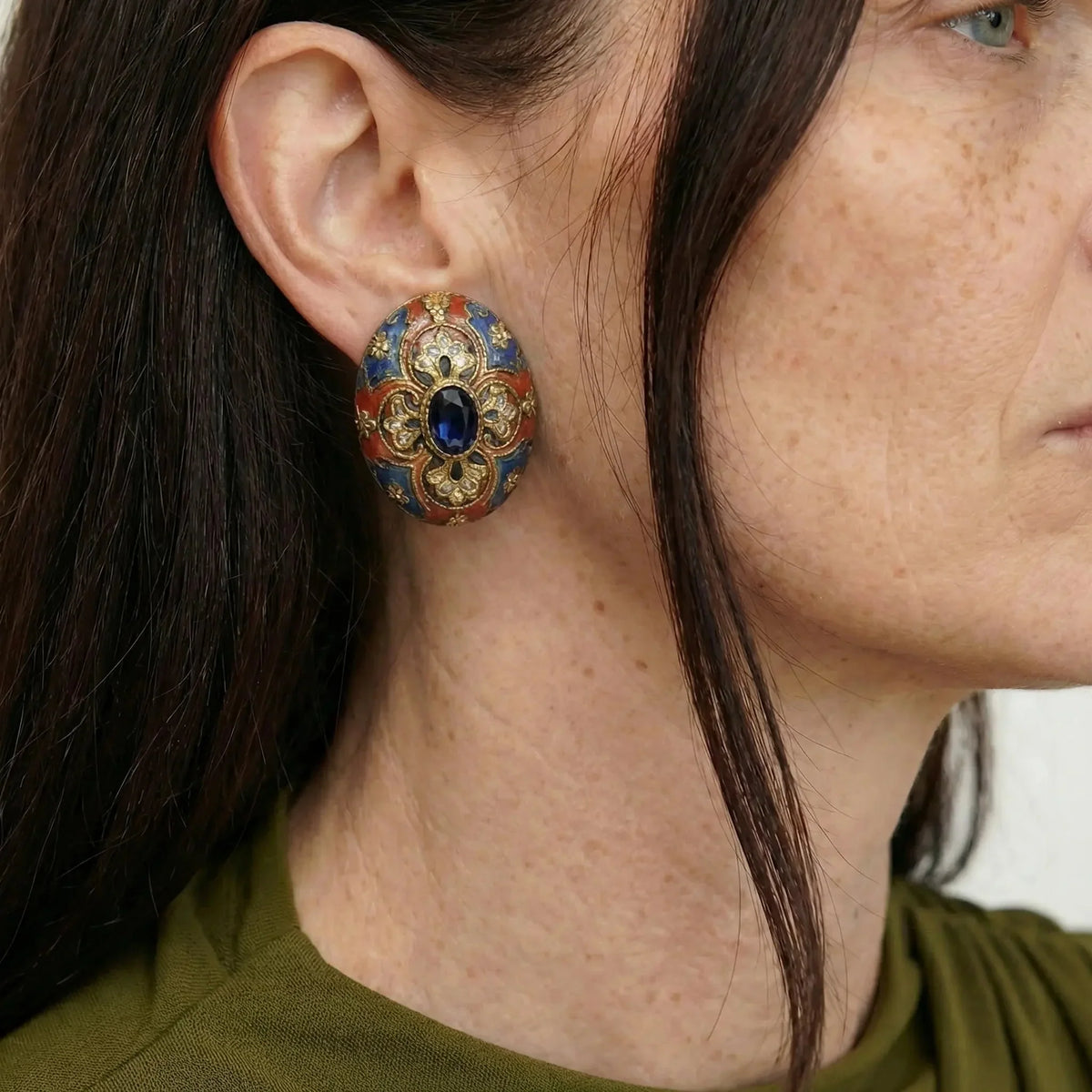 Pendientes de botón de esmalte Majestad — Carmen, Lucía & Rocío