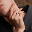 Anillo Flor de Luna con concha — Carmen, Lucía & Rocío