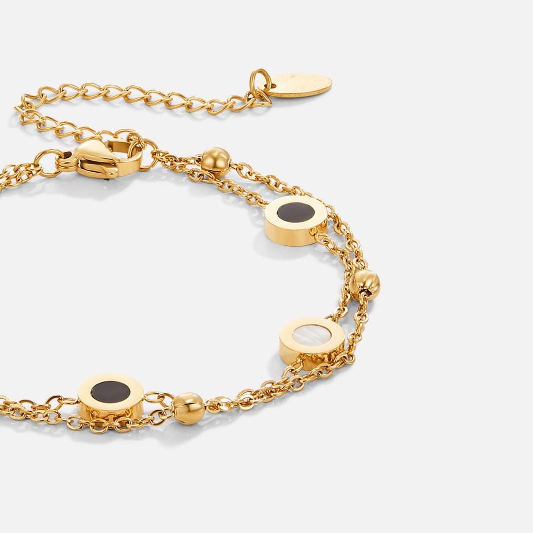 Pulsera Musa de ónix y piedra blanca — Carmen, Lucía & Rocío