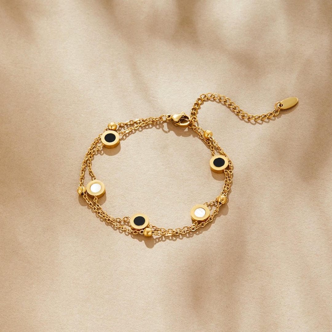 Pulsera Musa de ónix y piedra blanca — Carmen, Lucía & Rocío