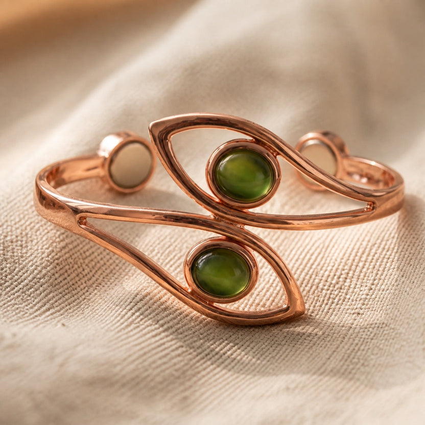 Pulsera de cobre con ópalo iridiscente
