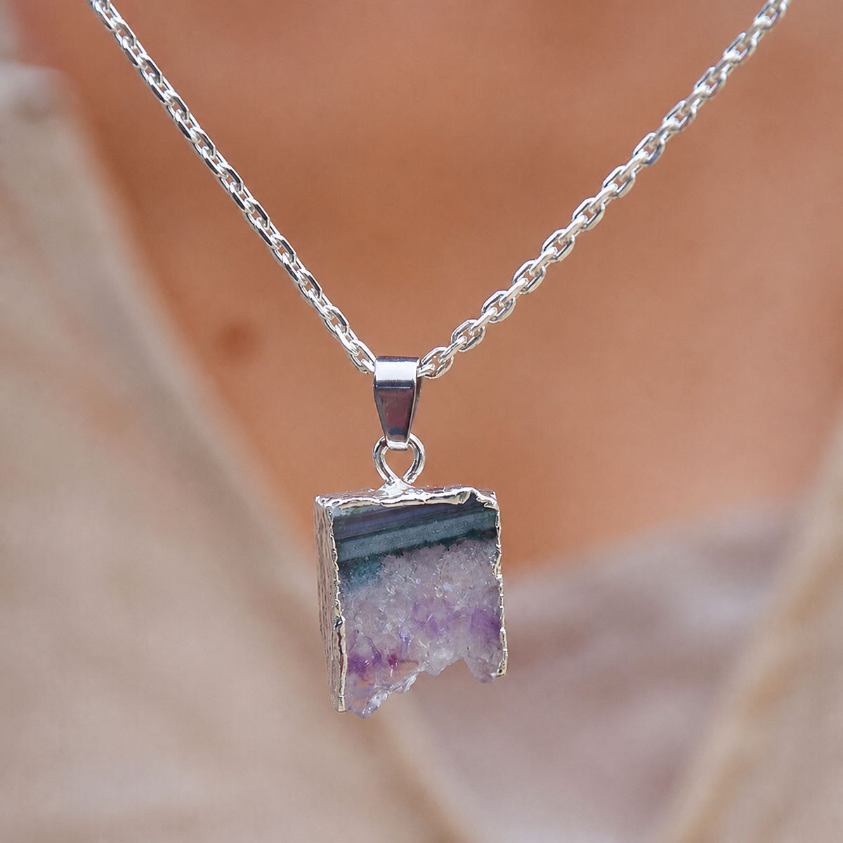 Collar celestial de amatista – imagen 2