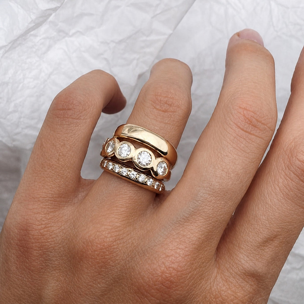 Anillo dorado llamativo Zenith