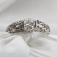 Anillo noble de plata con circonita – imagen 2