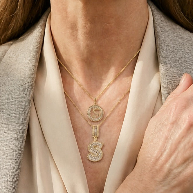 Set de collar con inicial de letra pavé – imagen 3