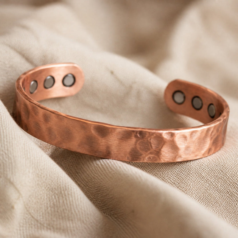 Pulsera Lodestone de cobre de firma