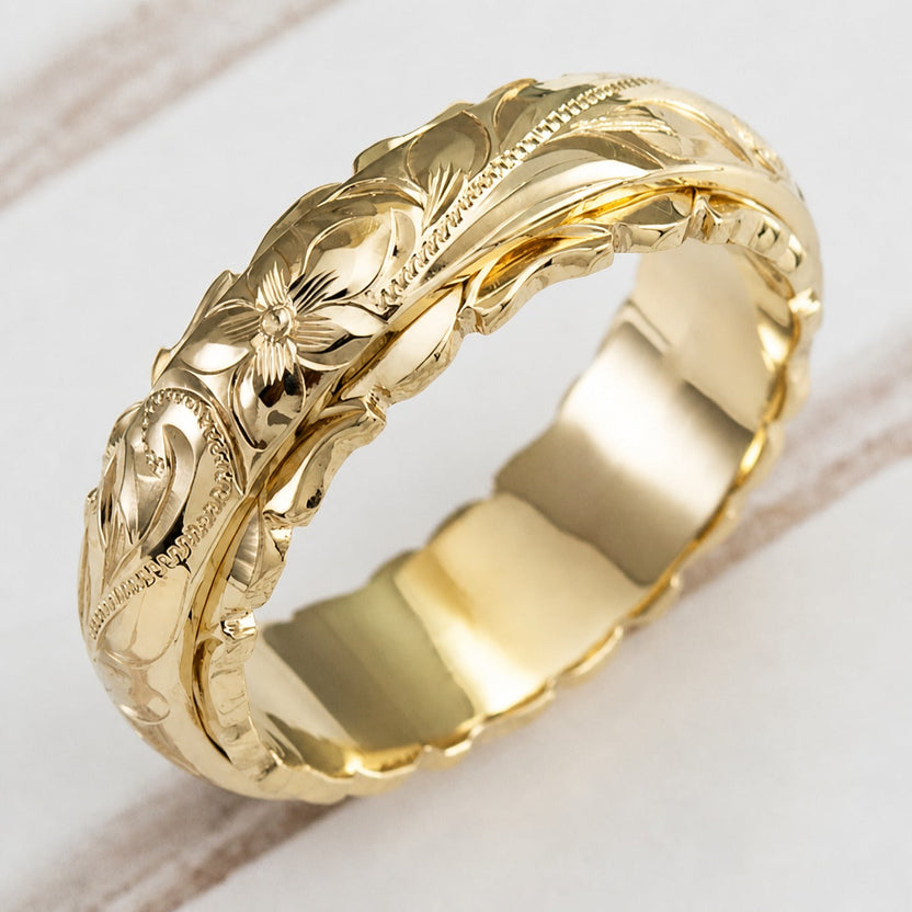 Anillo de flor en oro antiguo