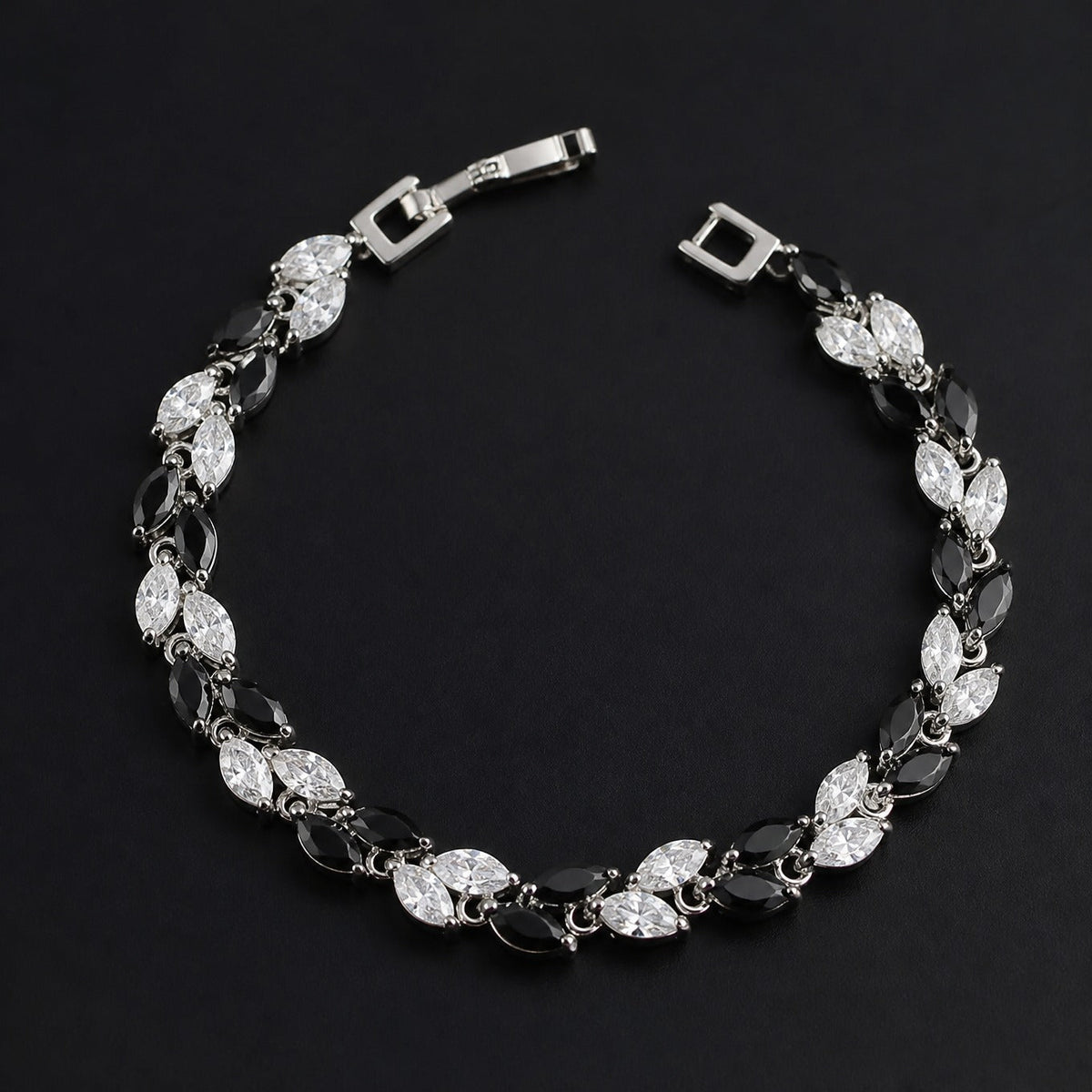 Pulsera con colgante de hoja de trigo