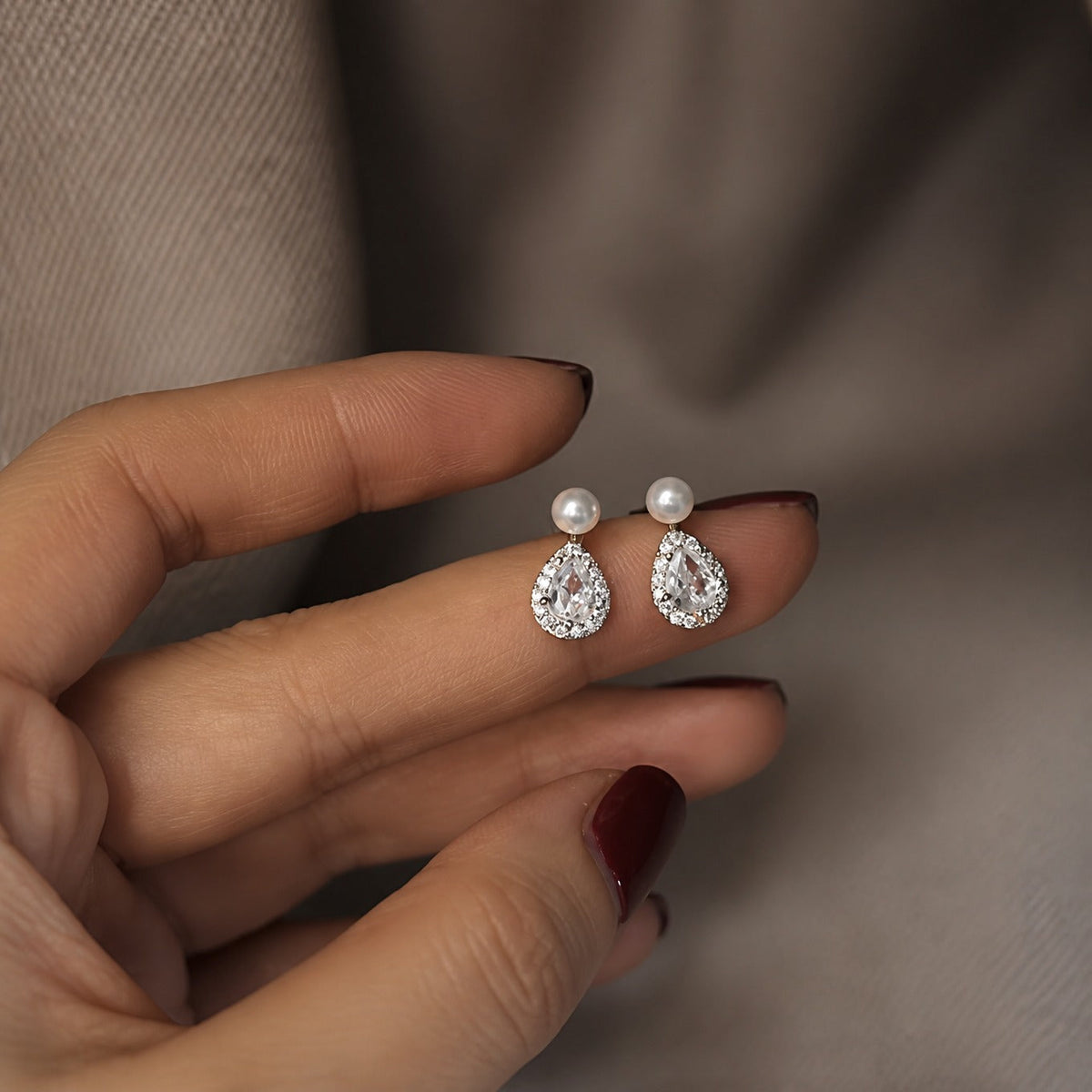 Pendientes colgantes de perlas con halo – imagen 3