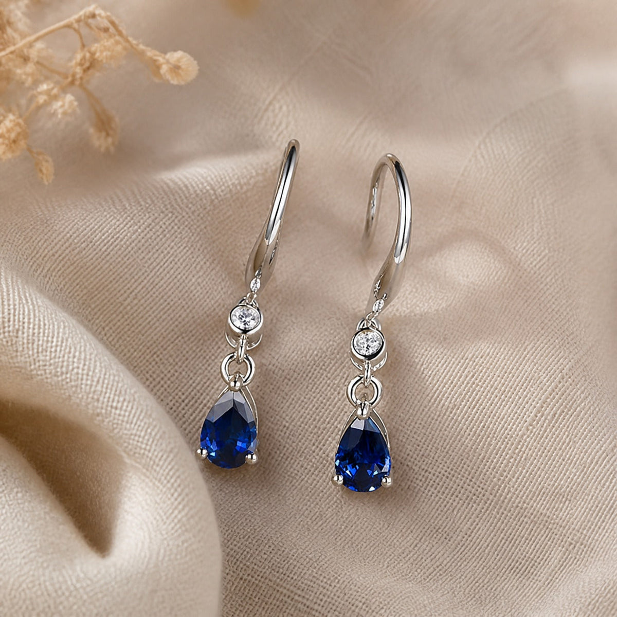 Pendientes colgantes de zafiro real