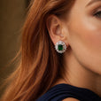 Pendientes de botón de esmeralda noble