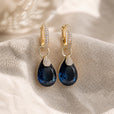 Exquisitos pendientes de zafiro en gota