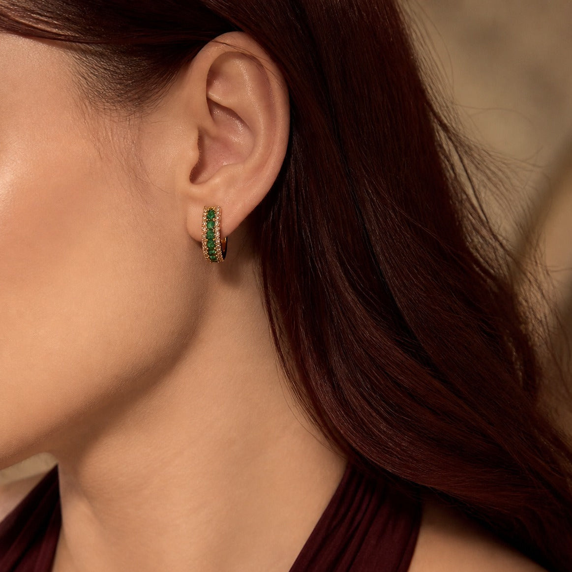 Pendientes de aro con brillo dorado