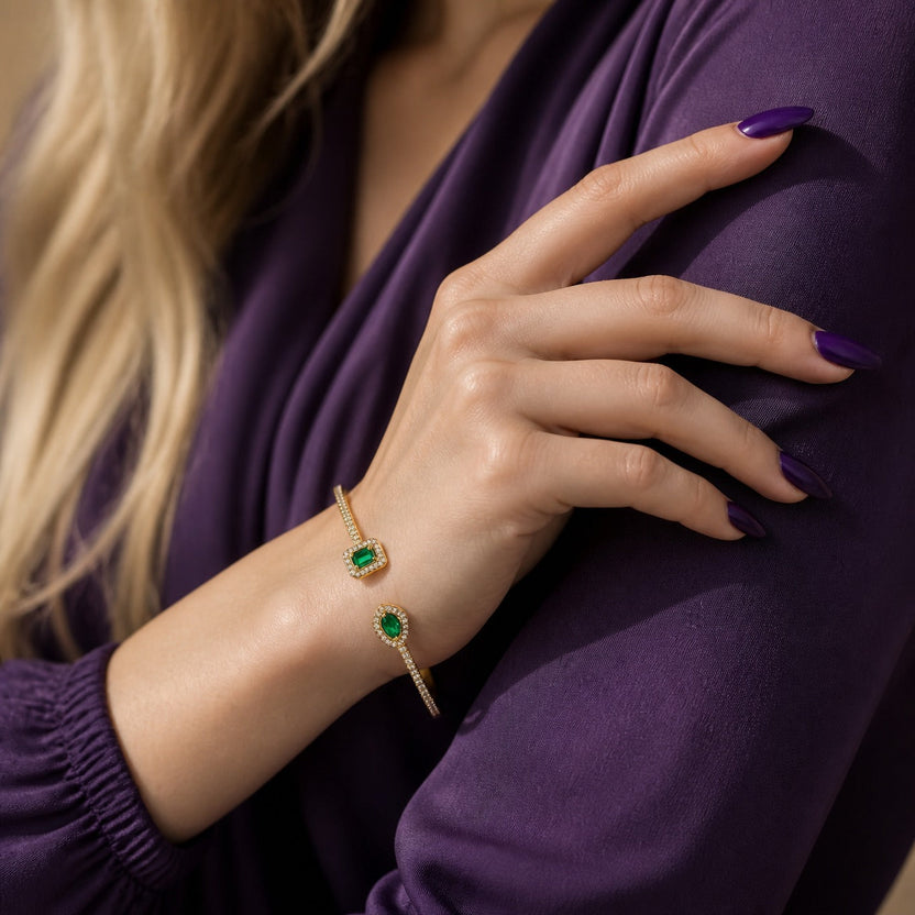 Brazalete rígido poligonal esmeralda