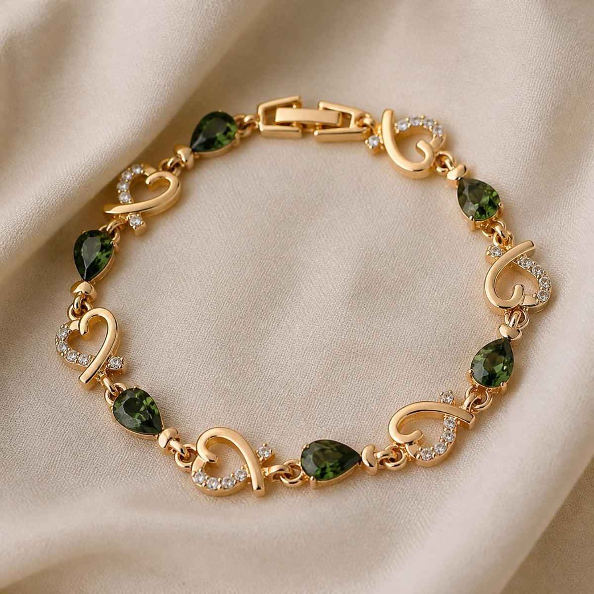 Pulsera de corazón esmeralda encantada – imagen 2