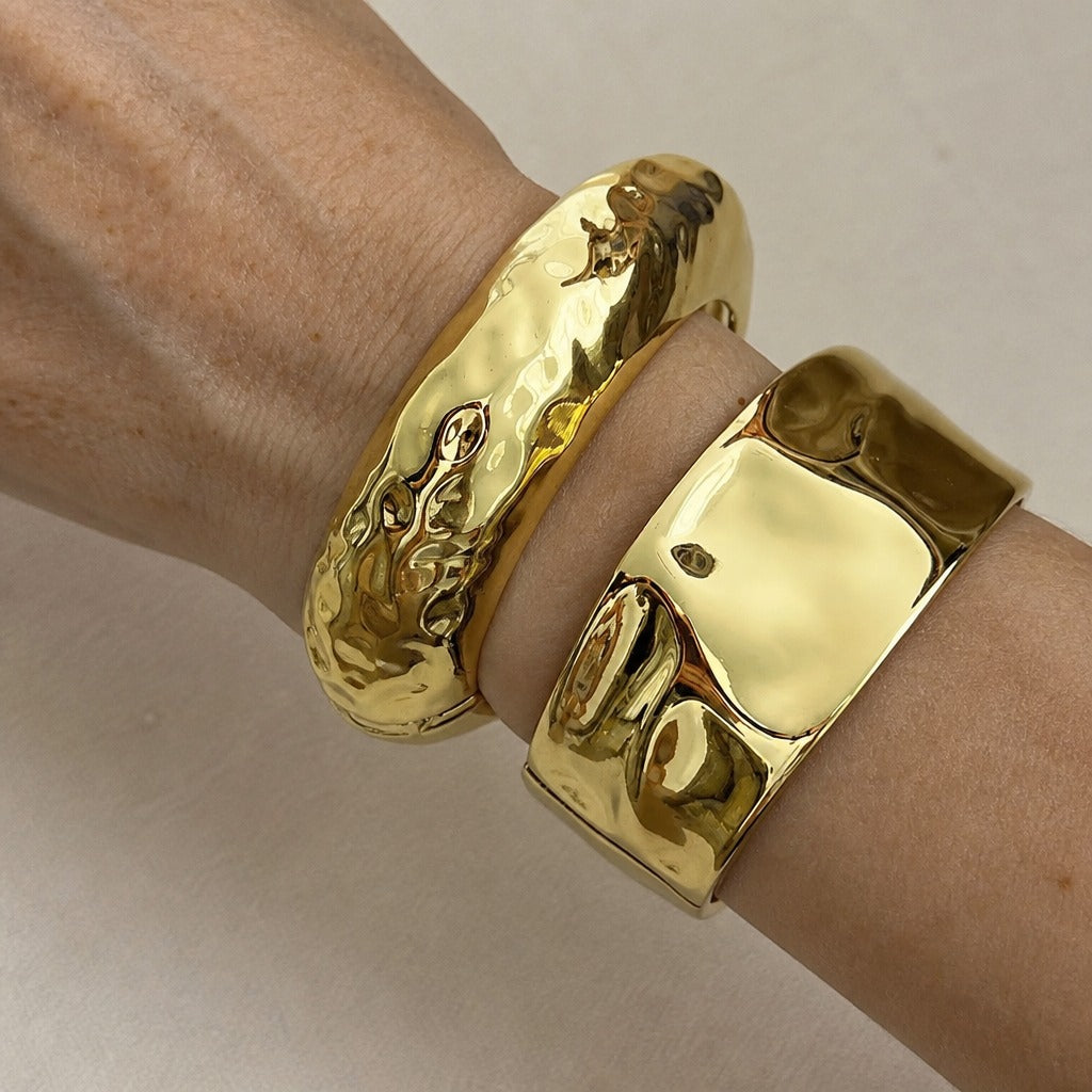 Brazalete curvo llamativo Carmen, Lucía & Rocío